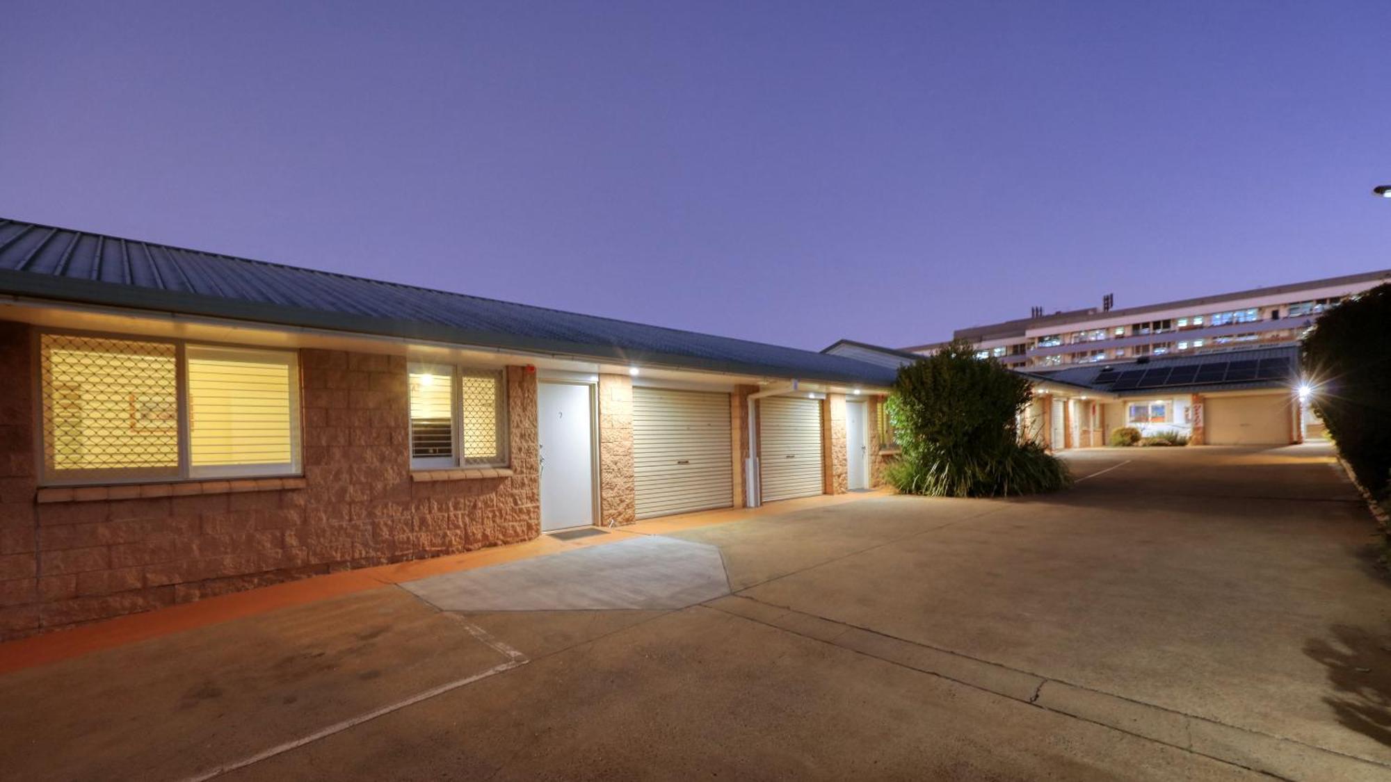 Apollo Lodge Toowoomba Bagian luar foto