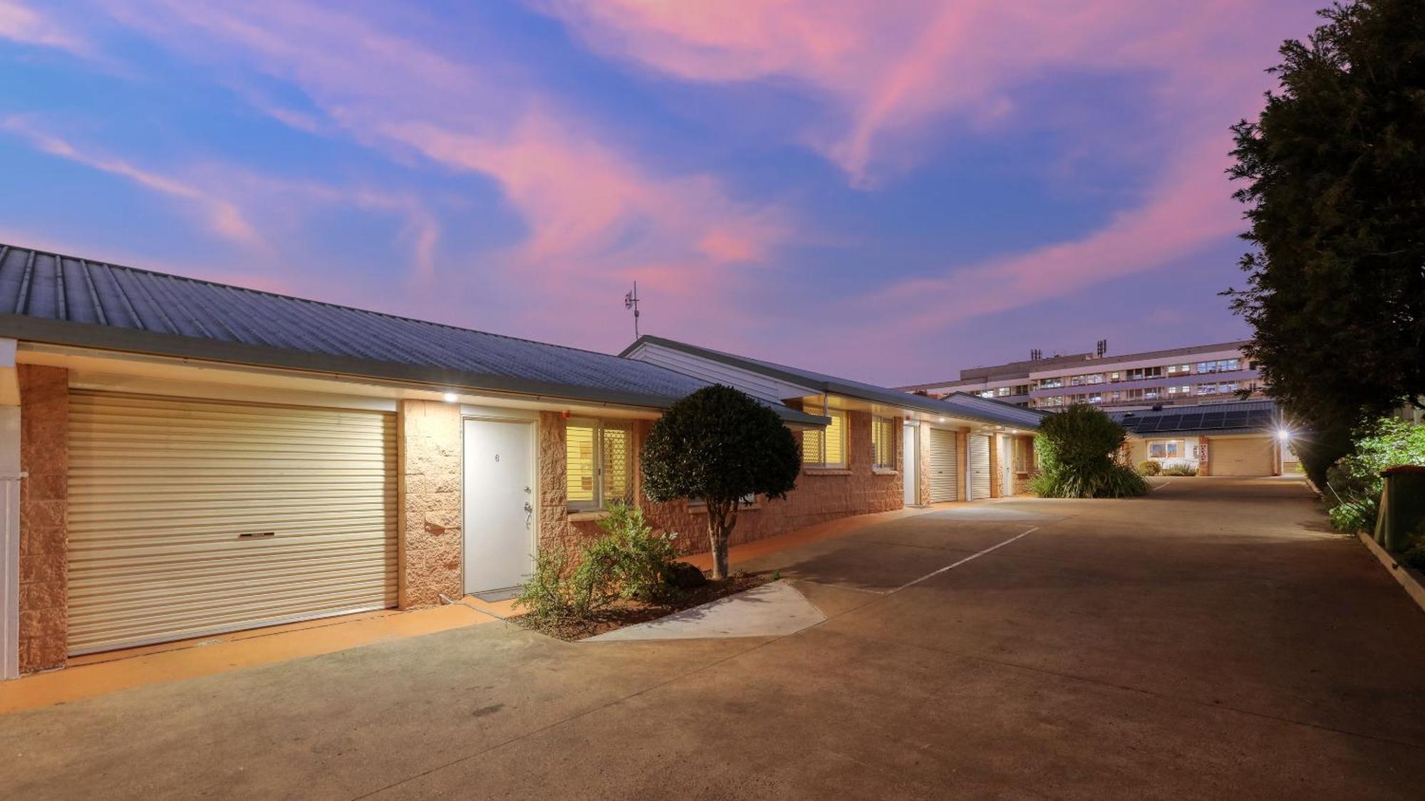 Apollo Lodge Toowoomba Bagian luar foto